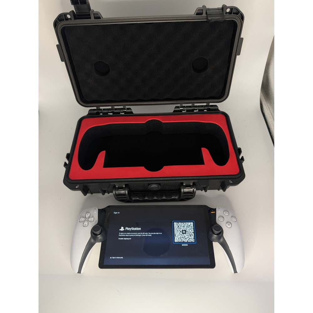 Sony PlayStation Portal Remote Player CFI-Y1001 White w/ Hard Case
